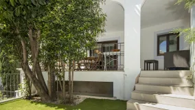 4 bedrooms semi detached house for sale in El Paraiso