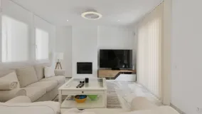 Buy Estepona Golf 3 bedrooms villa