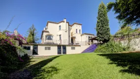 Buy El Padron villa with 7 bedrooms