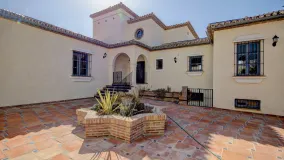 Buy El Padron villa with 7 bedrooms