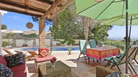 Los Reales - Sierra Estepona, villa a la venta de 4 dormitorios