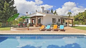 Los Reales - Sierra Estepona, villa a la venta de 4 dormitorios