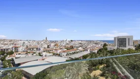 Ático en venta en Estepona Centro