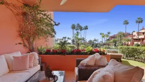 Ground floor apartment with 3 bedrooms for sale in Cabo Bermejo