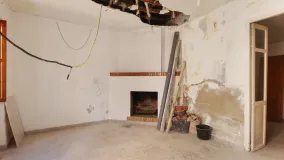 Buy Estepona Old Town town house with 2 bedrooms