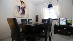 Apartment with 3 bedrooms for sale in Estepona Centre