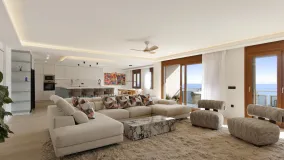Estepona Centre 3 bedrooms penthouse for sale