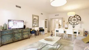 Comprar apartamento planta baja en Finca Cortesin