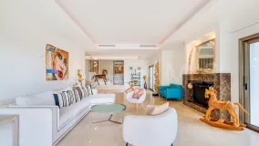 Altos del Paraiso 5 bedrooms villa for sale