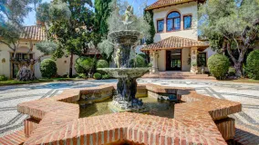 Buy villa in La Zagaleta