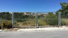 Plot in Los Capanes del Golf for sale