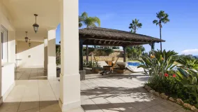 Se vende villa de 4 dormitorios en El Padron