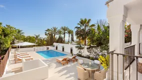 Semi detached villa for sale in Balcones de Sierra Blanca