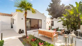 Semi detached villa for sale in Balcones de Sierra Blanca