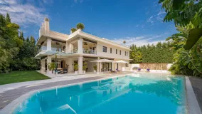 8 bedrooms villa for sale in Marbella Club