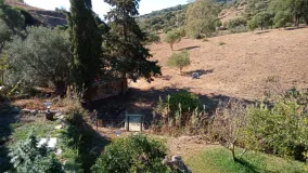 Finca for sale in Casares
