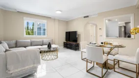 Comprar apartamento planta baja en Nueva Andalucia