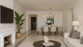 Se vende apartamento en Monte Halcones de 3 dormitorios
