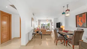 For sale duplex penthouse in Guadalmina Alta with 3 bedrooms