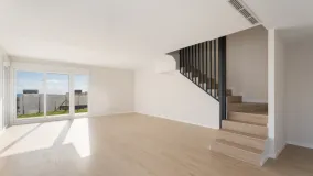 4 bedrooms town house in Cala de Mijas for sale