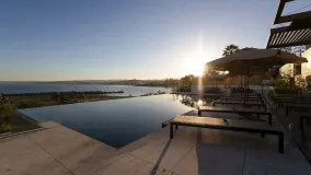 For sale apartment in Estepona Puerto with 2 bedrooms