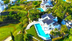 Villa for sale in Los Flamingos Golf with 6 bedrooms