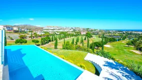 Villa for sale in Los Flamingos Golf with 6 bedrooms