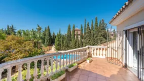 Villa en venta de 8 dormitorios en Marbella Ciudad
