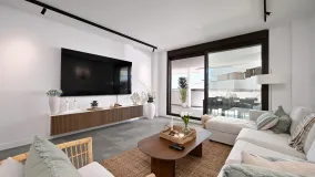 Apartment for sale in Estepona Town