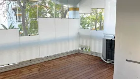 For sale 2 bedrooms apartment in Nueva Andalucia