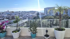 For sale penthouse in Estepona Town with 2 bedrooms