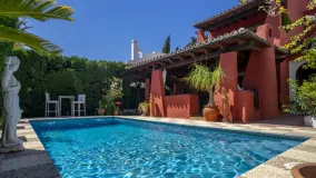 Nueva Andalucia, villa con 4 dormitorios en venta