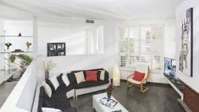 Villa for sale in Elviria