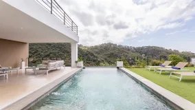 Villa de 6 dormitorios a la venta en Benahavis