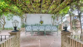 Villa for sale in Los Monteros