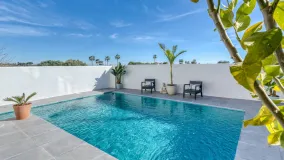 For sale villa with 4 bedrooms in New Golden Mile