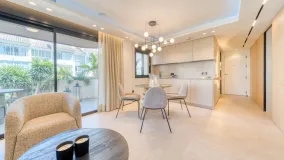 2 bedrooms apartment in Marbella - Puerto Banus for sale