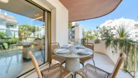 2 bedrooms apartment in Marbella - Puerto Banus for sale