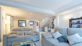 Comprar adosado en Marbella Ciudad con 3 dormitorios