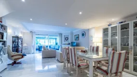 Comprar adosado en Marbella Ciudad con 3 dormitorios