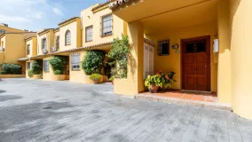 Comprar adosado en Marbella Ciudad con 3 dormitorios