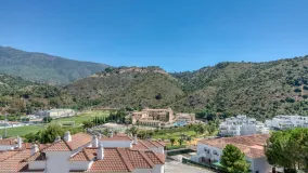 3 bedrooms town house for sale in Benahavis