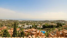 Apartamento de 3 dormitorios en venta en Nueva Andalucia
