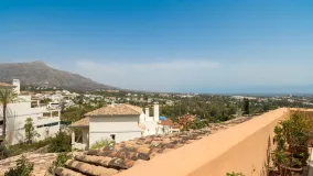 Apartamento de 3 dormitorios en venta en Nueva Andalucia