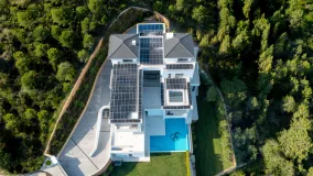 For sale Benahavis villa with 12 bedrooms