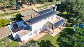 Buy 4 bedrooms villa in San Roque Club