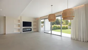 For sale semi detached house in San Pedro de Alcantara with 4 bedrooms