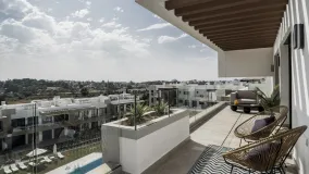 For sale penthouse in Estepona with 3 bedrooms
