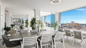 Apartamento planta baja en venta con 7 dormitorios en Nueva Andalucia