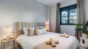 For sale ground floor apartment with 2 bedrooms in Estepona